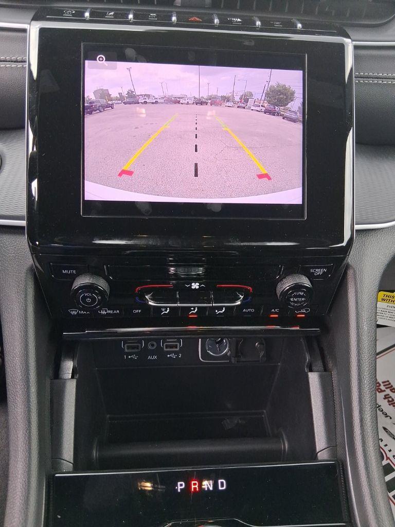 Jeep Grand Cherokee  2026