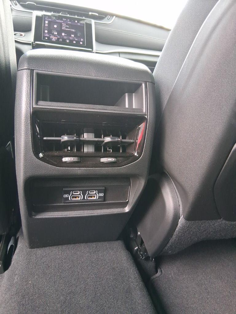 Jeep Grand Cherokee  2026