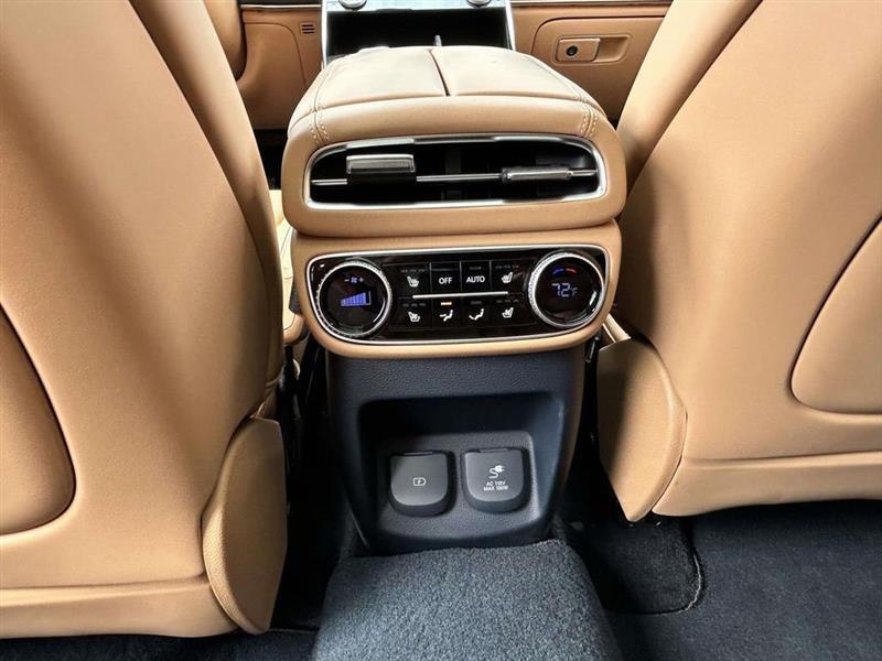 Genesis GV80  2023