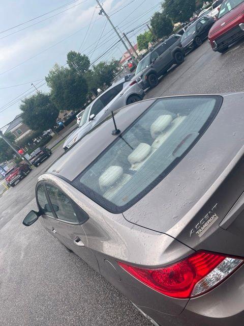 Hyundai Accent  2013