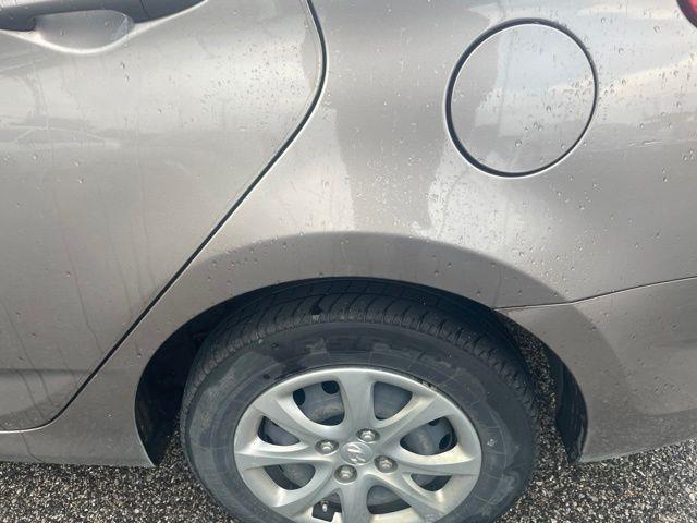 Hyundai Accent  2013