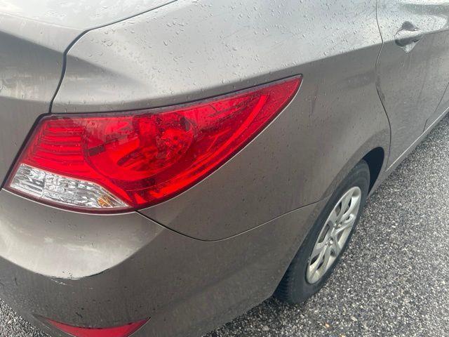 Hyundai Accent  2013