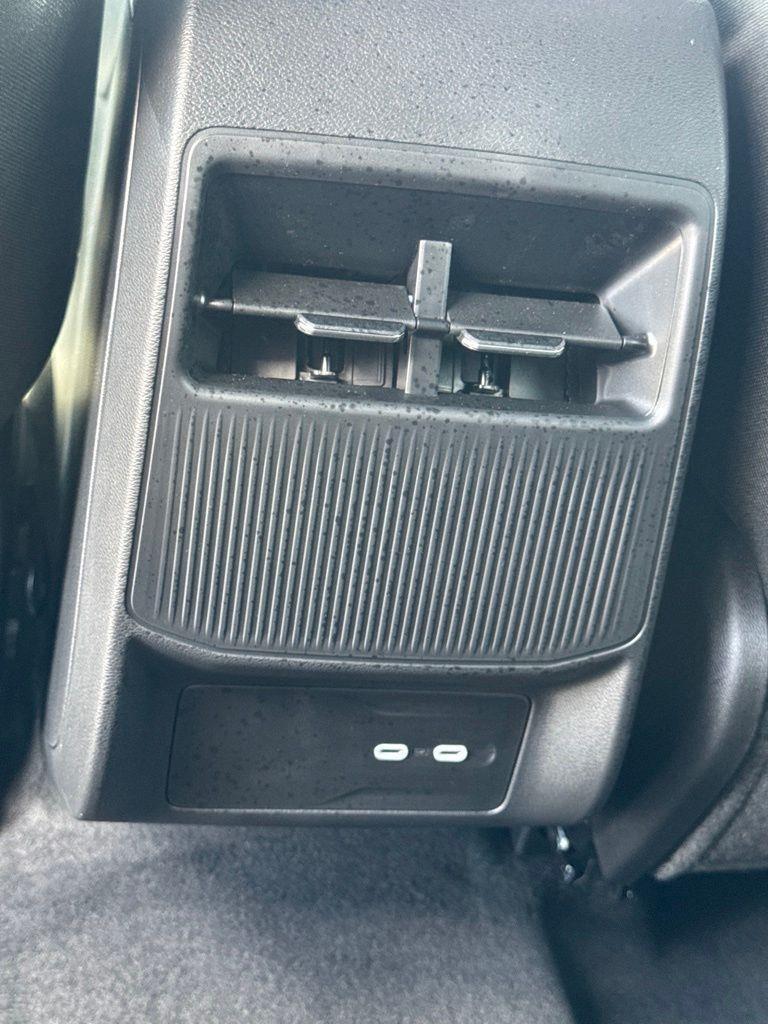 Jeep Cherokee  2026