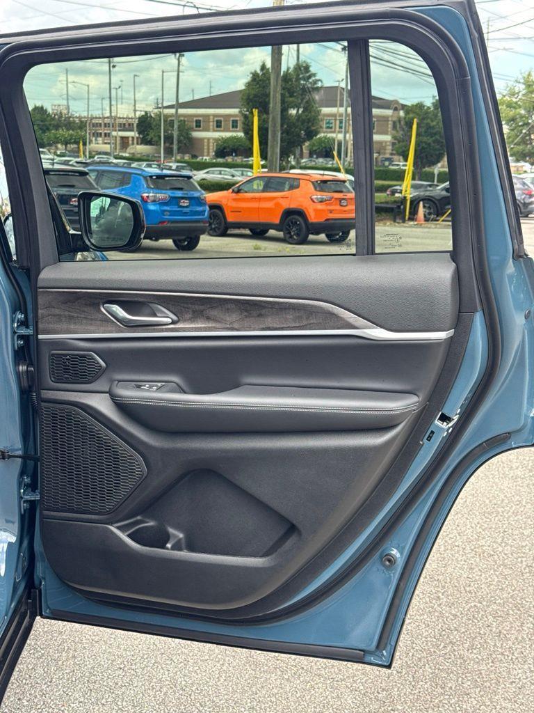 Jeep Grand Cherokee L  2026