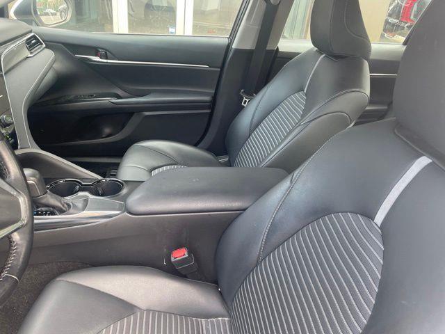 Toyota Camry  2018