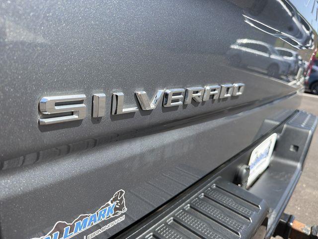 Chevrolet Silverado 1500  2021