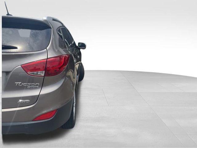Hyundai Tucson  2010