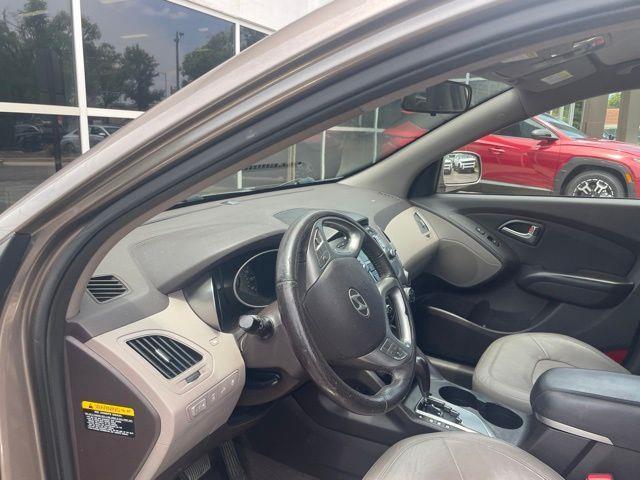 Hyundai Tucson  2010