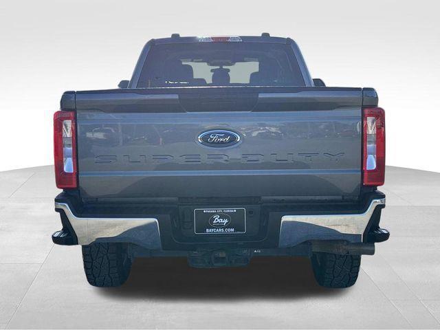 Ford F-250 SD  2024