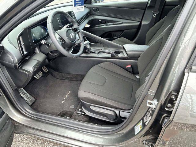 Hyundai Elantra  2026