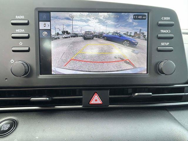 Hyundai Elantra  2026