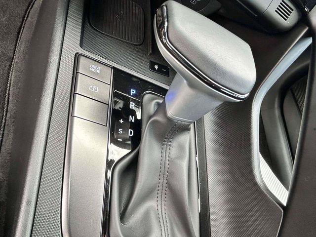 Hyundai Elantra  2026