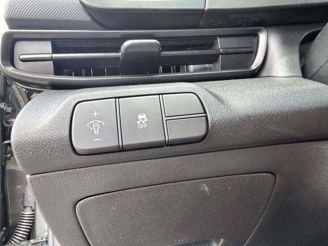 Hyundai Elantra  2026