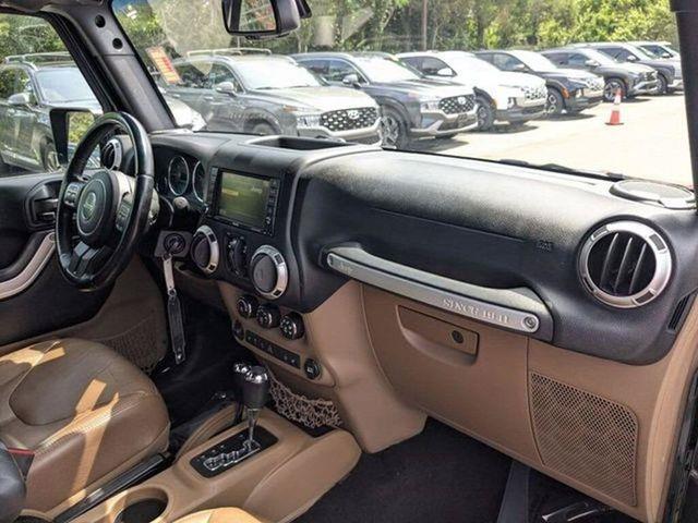 Jeep Wrangler  2016