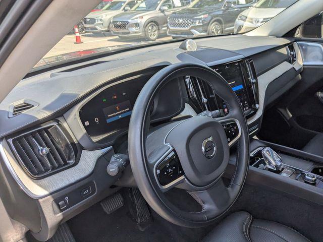 Volvo XC60  2022