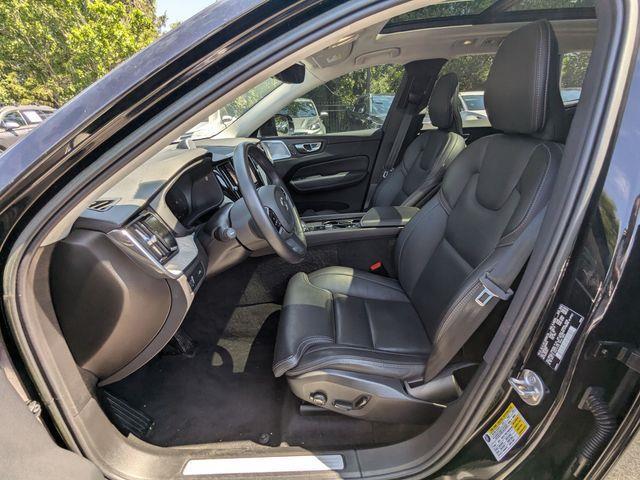 Volvo XC60  2022