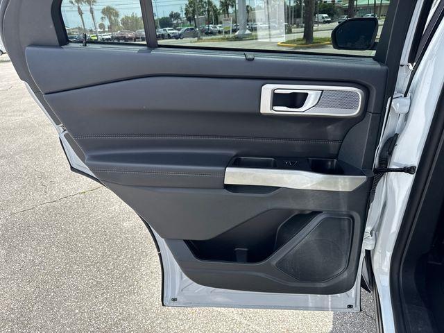 Ford Explorer  2023
