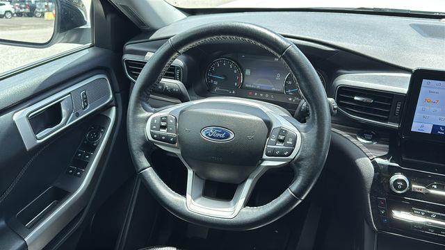Ford Explorer  2023