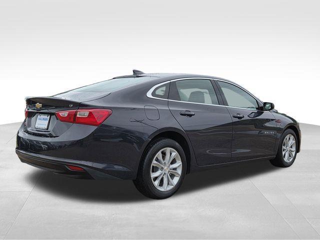 Chevrolet Malibu  2025