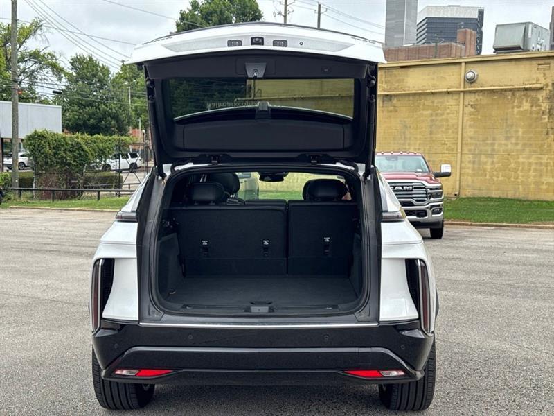 Cadillac Lyriq  2024