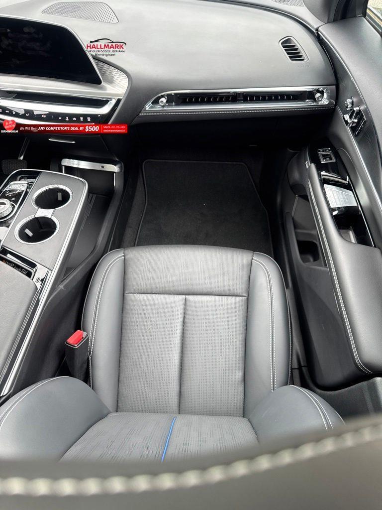 Cadillac Lyriq  2024