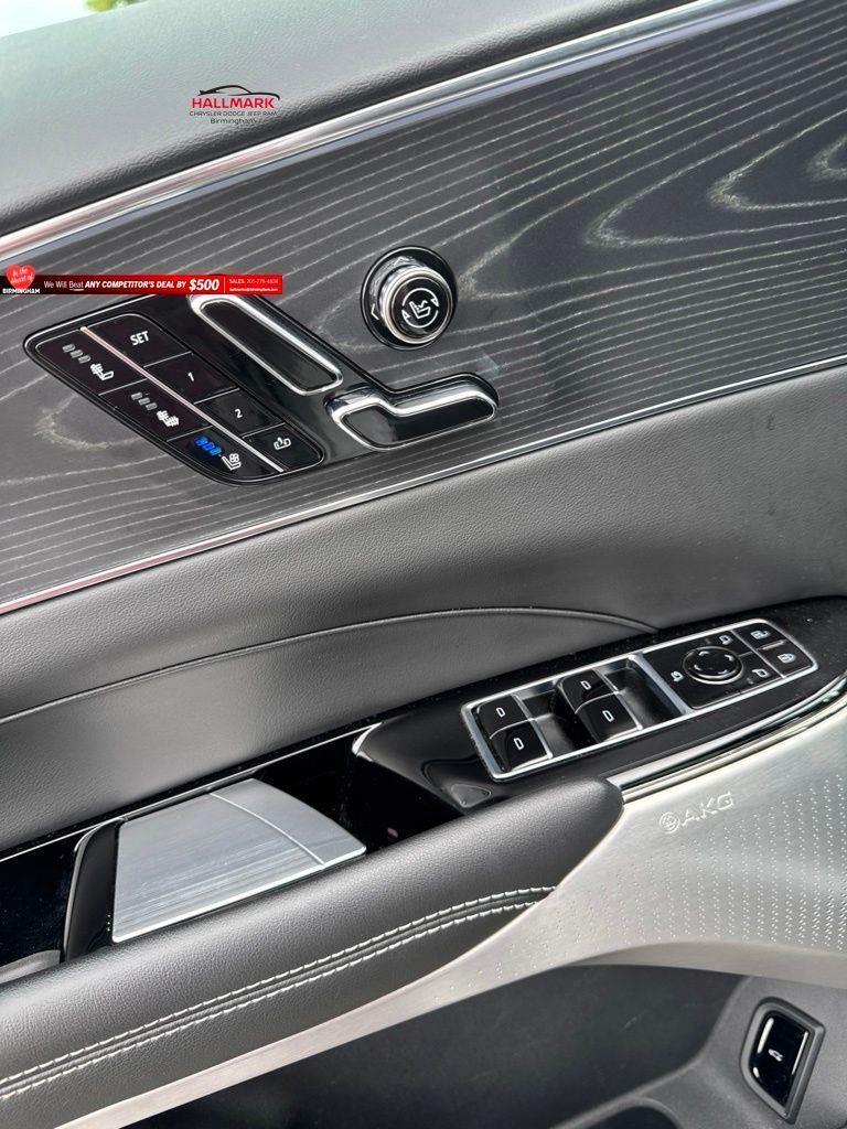 Cadillac Lyriq  2024
