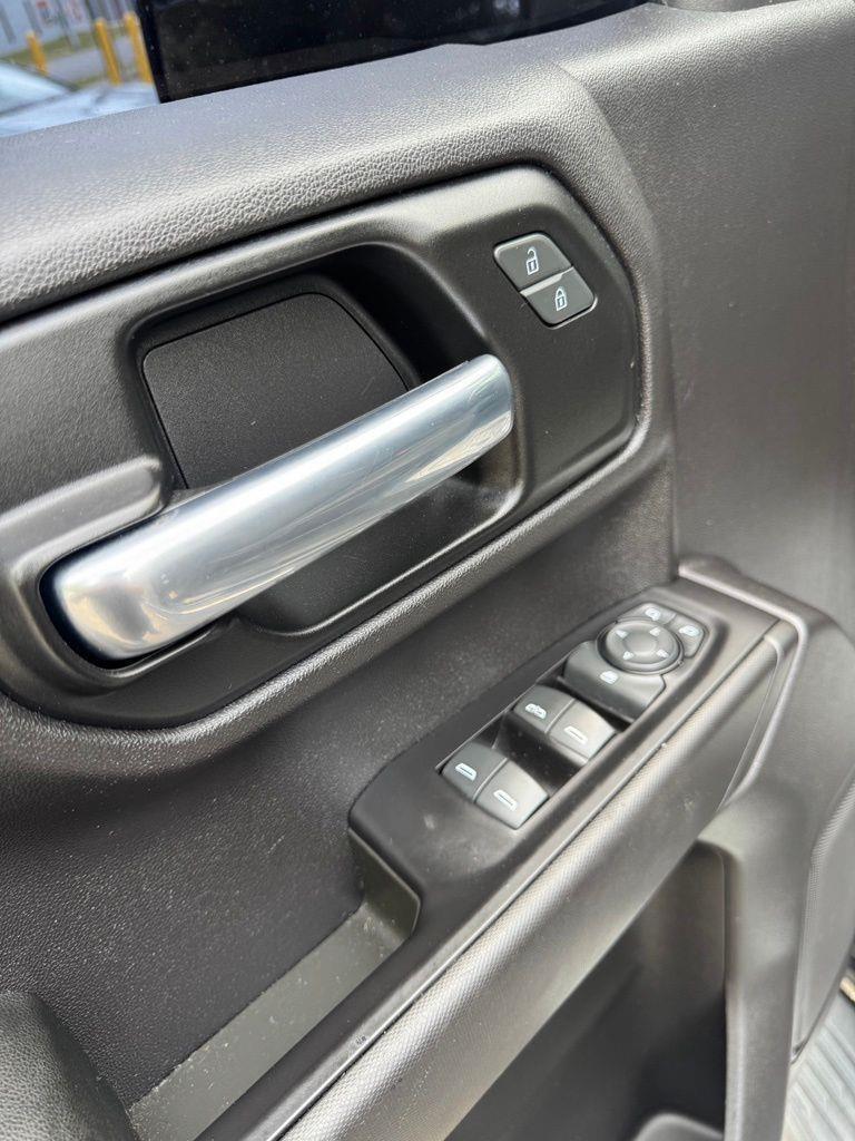 Chevrolet Silverado 1500  2020