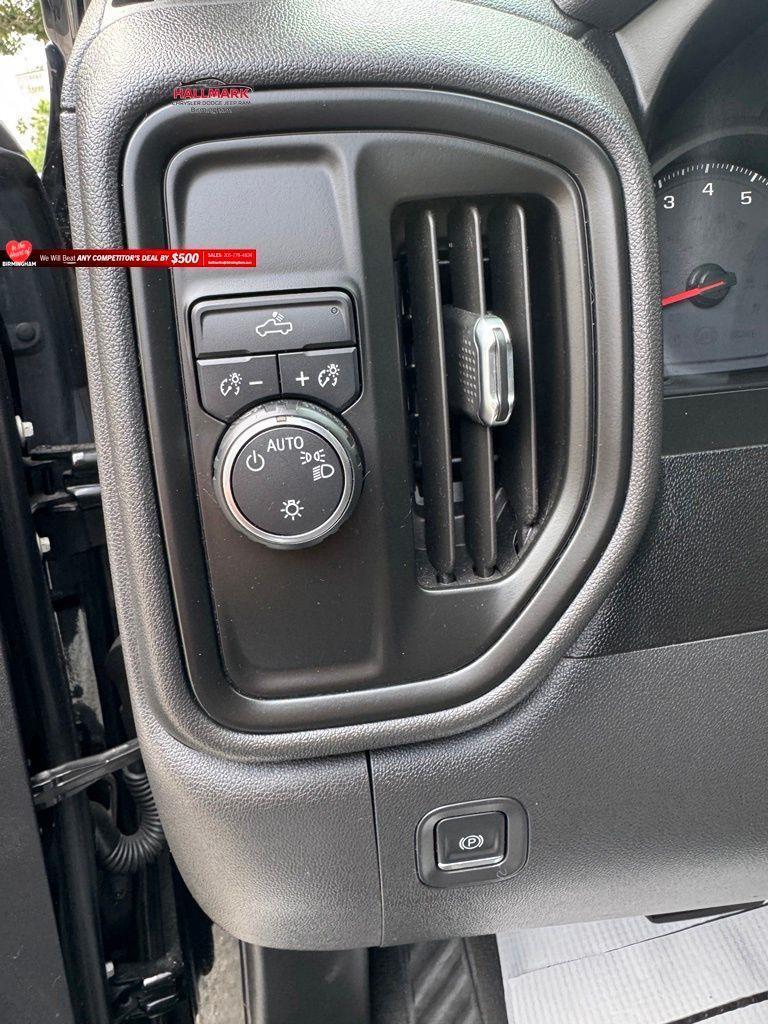 Chevrolet Silverado 1500  2020