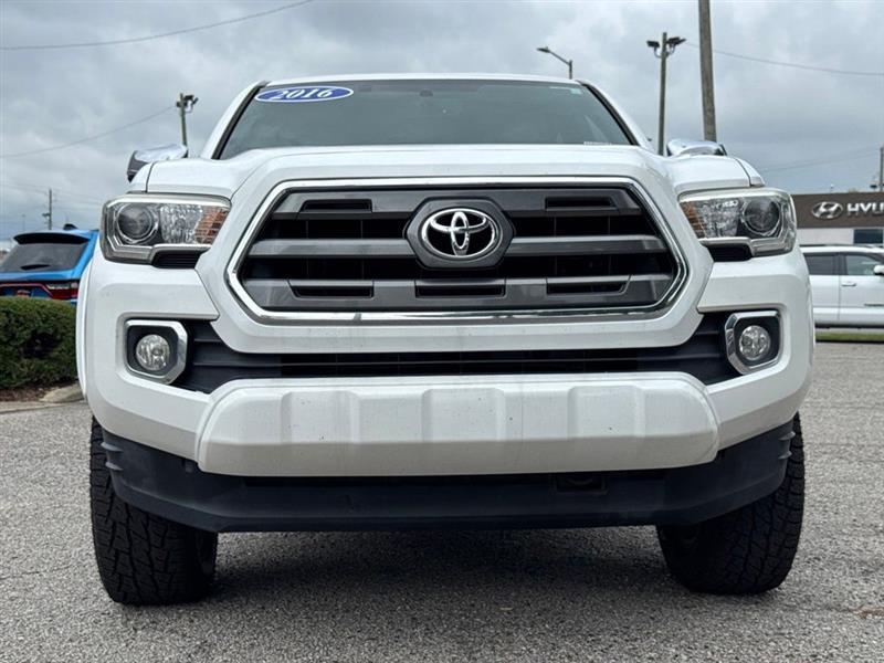 Toyota Tacoma  2016
