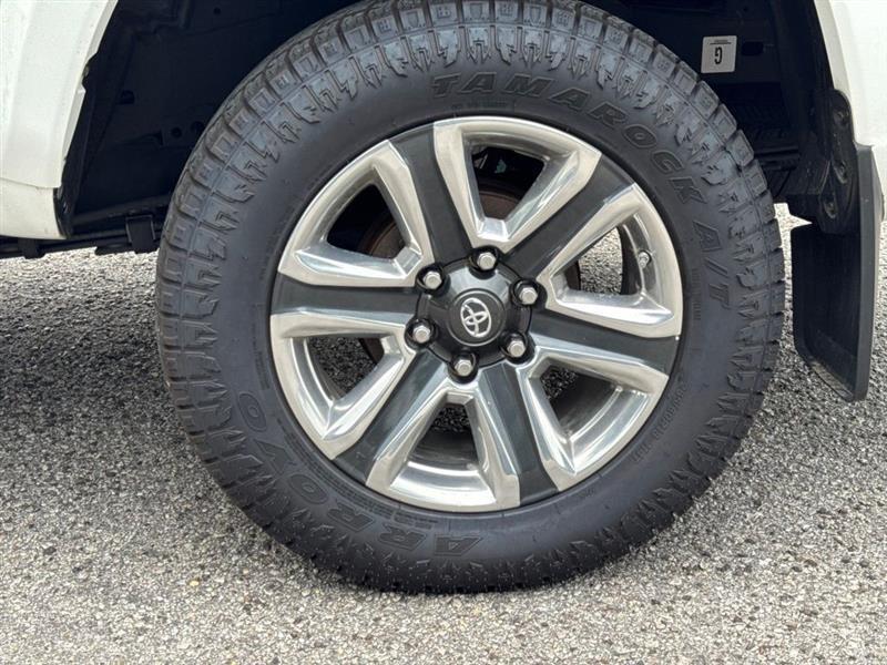 Toyota Tacoma  2016