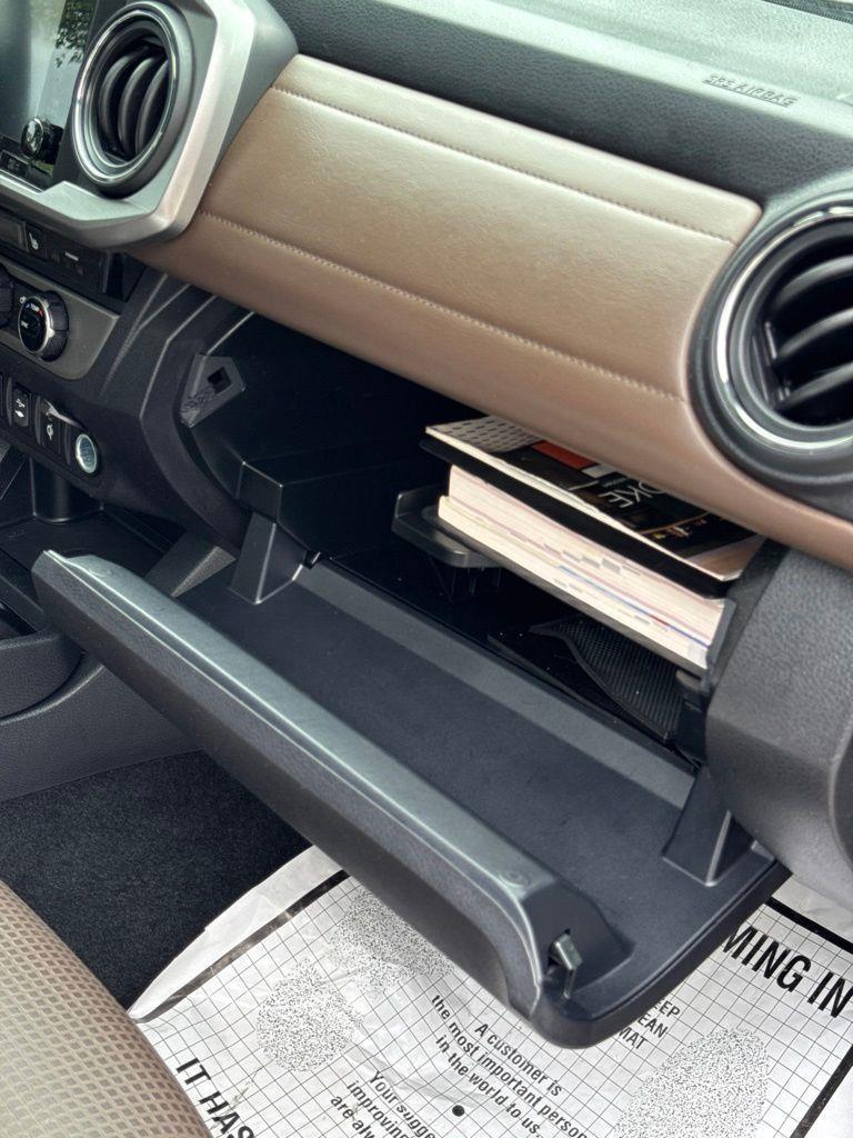 Toyota Tacoma  2016
