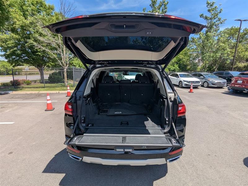 BMW X7  2020