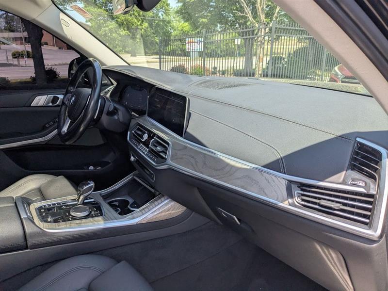 BMW X7  2020
