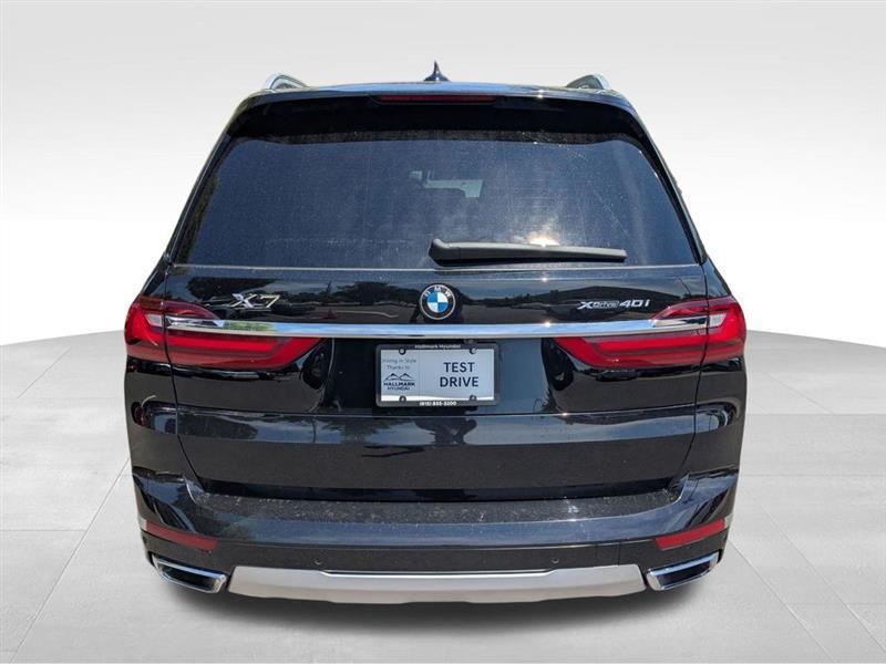 BMW X7  2020