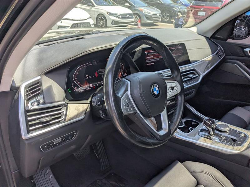 BMW X7  2020