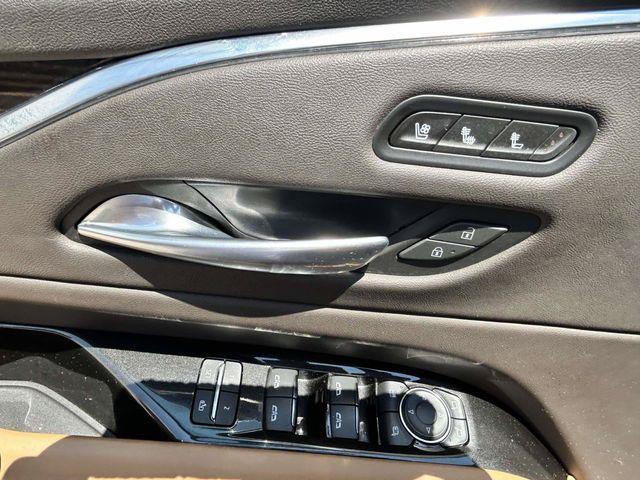 Cadillac Escalade  2022