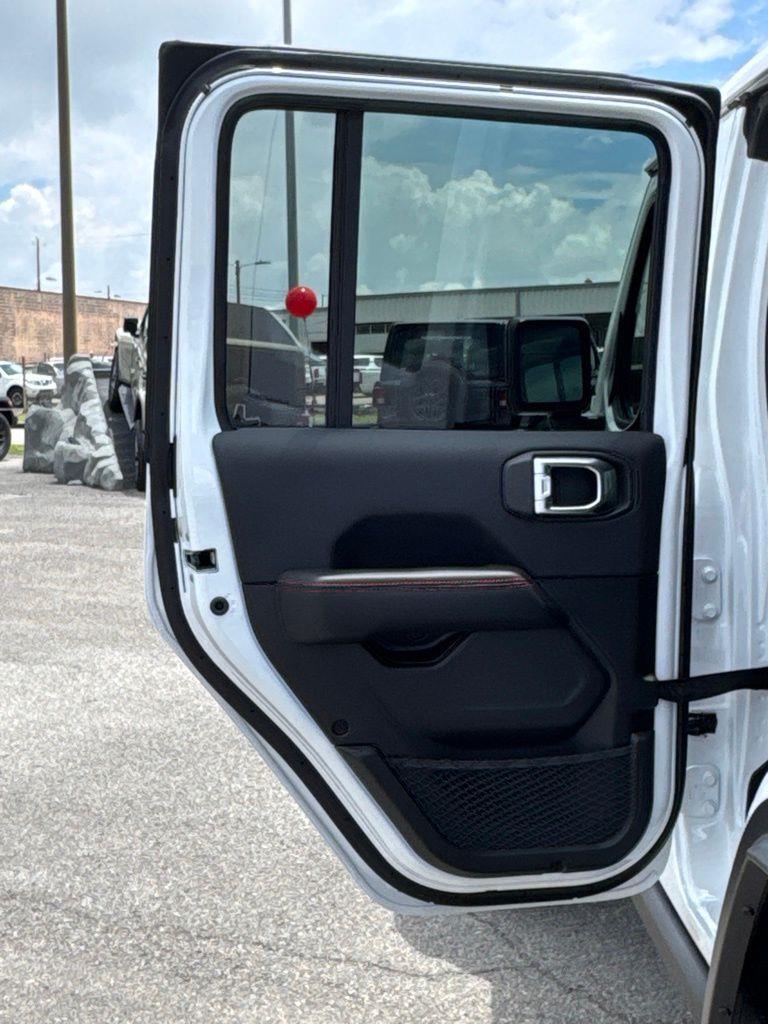 Jeep Wrangler  2026