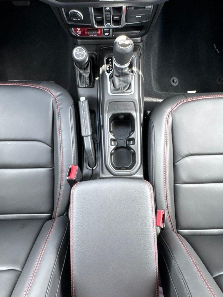 Jeep Wrangler  2026