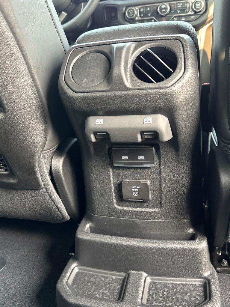 Jeep Wrangler  2026