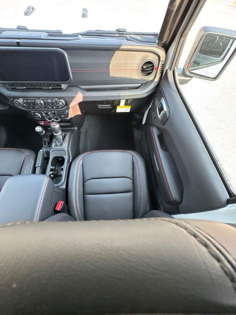 Jeep Wrangler  2026