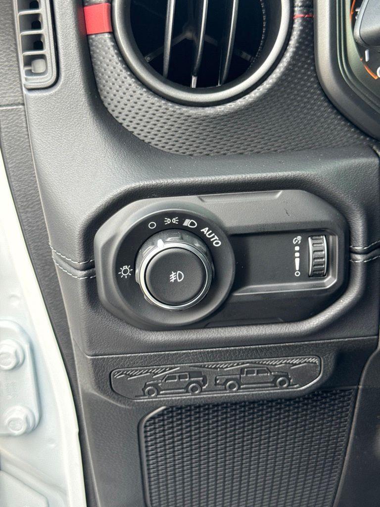 Jeep Wrangler  2026