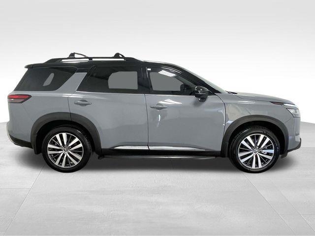 Nissan Pathfinder  2022