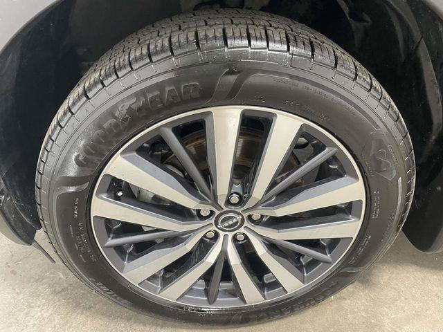 Nissan Pathfinder  2022