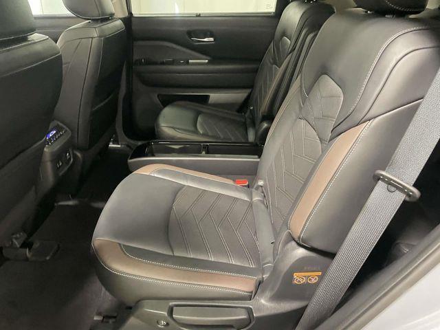 Nissan Pathfinder  2022