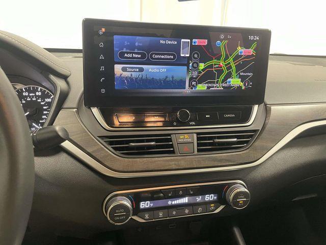 Nissan Altima  2025