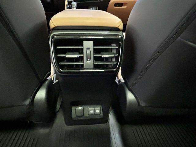 Lexus NX  2024