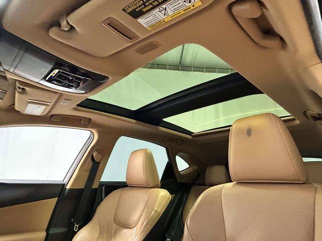 Lexus NX  2024