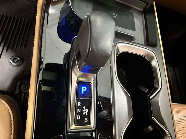 Lexus NX  2024