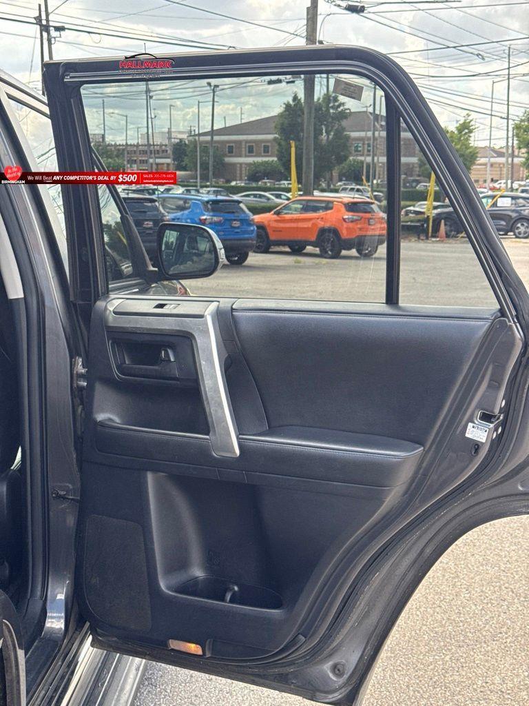 Toyota 4Runner  2011