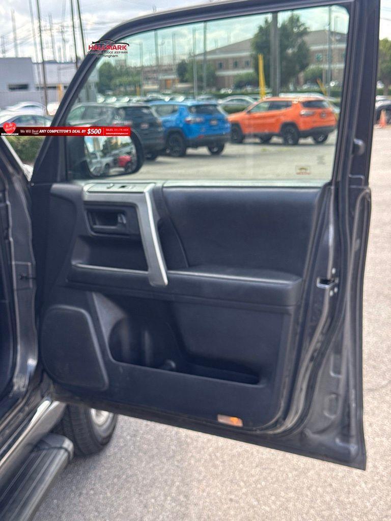 Toyota 4Runner  2011
